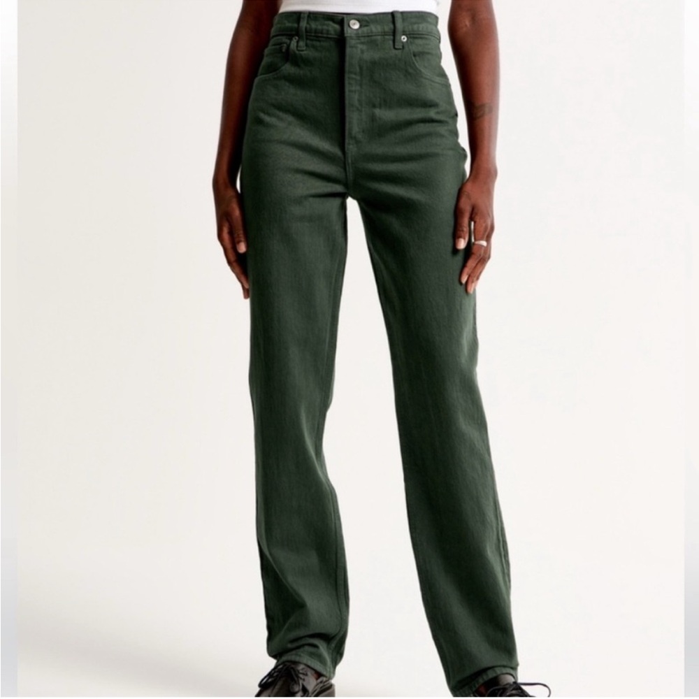 Abercrombie & Fitch The 90’s Straight Ultra High Rise Jean in Dark Green